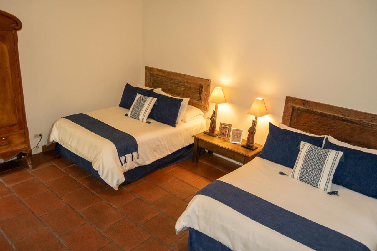 Hotel La Villa Serena Antigua Exteriér fotografie