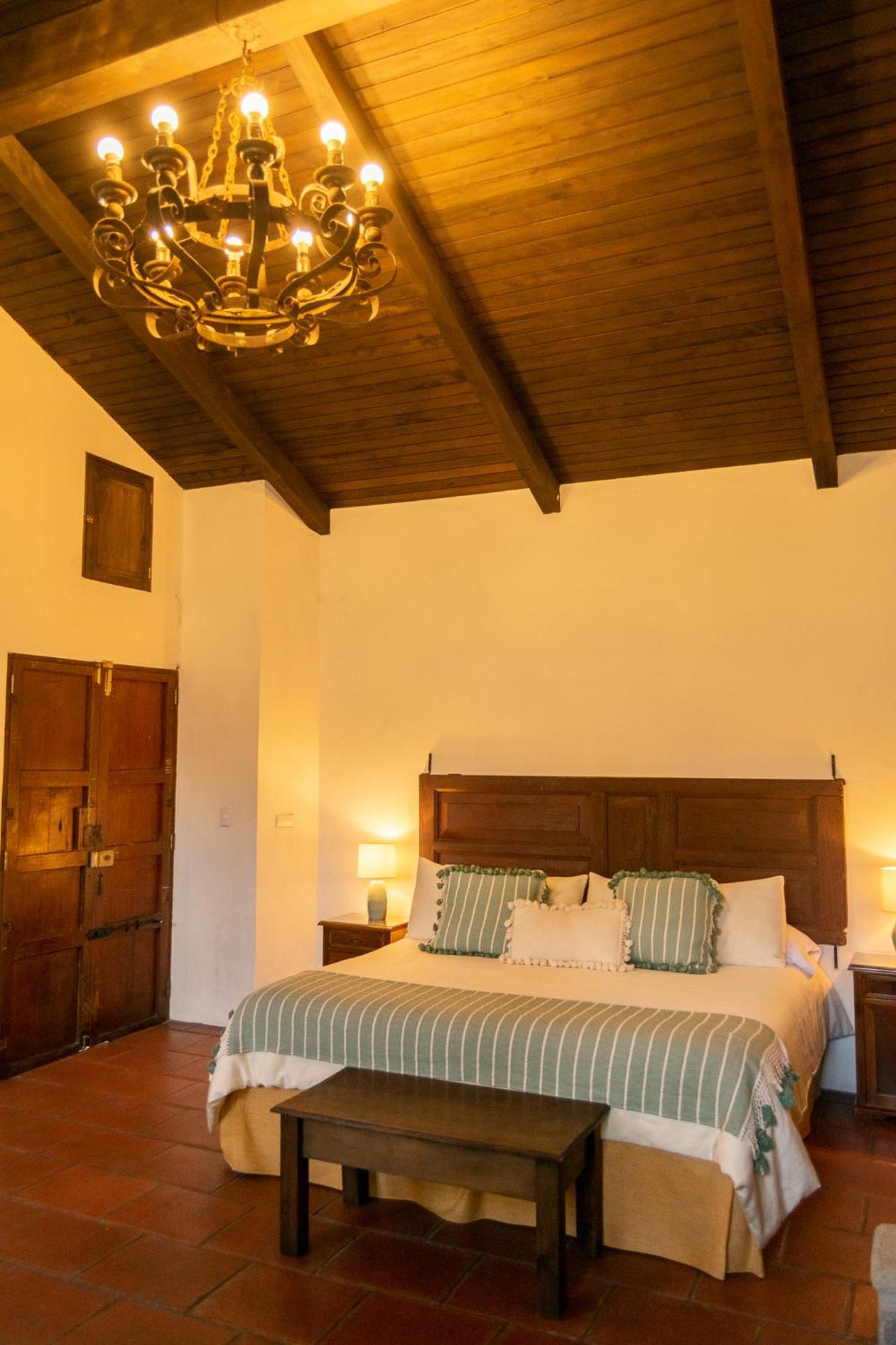 Hotel La Villa Serena Antigua Pokoj fotografie